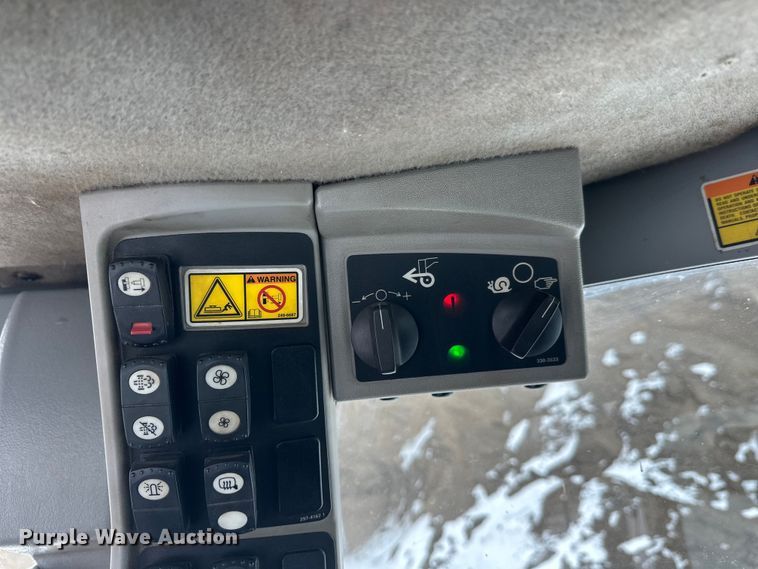 image for item FK1548 2011 Caterpillar 140M2 VHP Plus motor grader