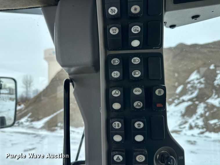 image for item FK1548 2011 Caterpillar 140M2 VHP Plus motor grader