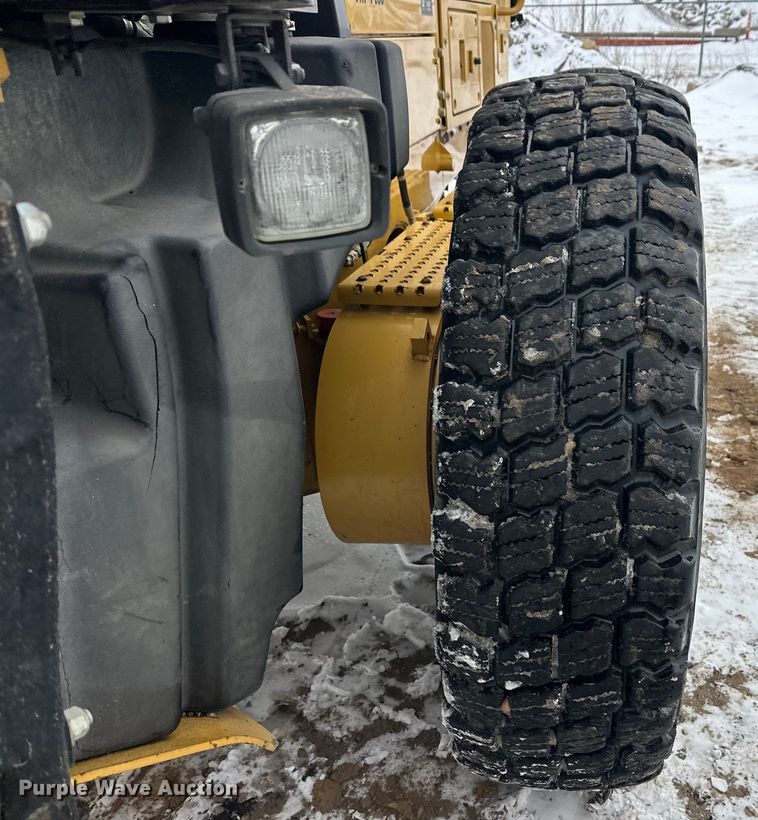 image for item FK1548 2011 Caterpillar 140M2 VHP Plus motor grader