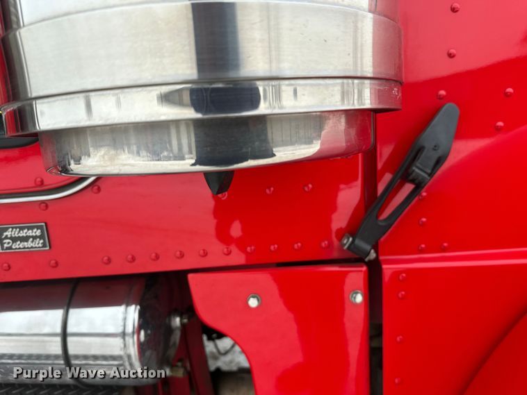 image for item FK1549 2006 Peterbilt 379 utility / service truck