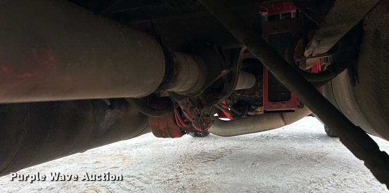 image for item FK1549 2006 Peterbilt 379 utility / service truck