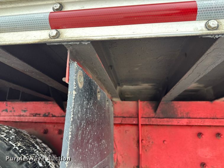 image for item FK1549 2006 Peterbilt 379 utility / service truck