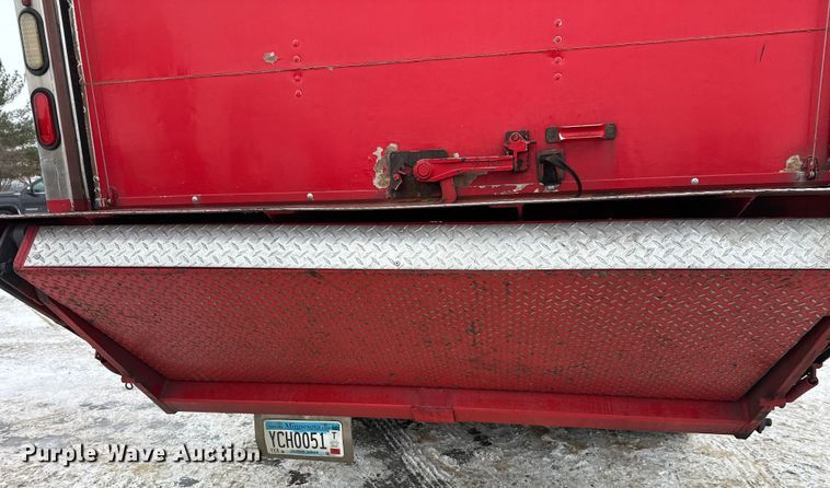 image for item FK1549 2006 Peterbilt 379 utility / service truck