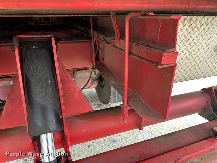 image for item FK1549 2006 Peterbilt 379 utility / service truck