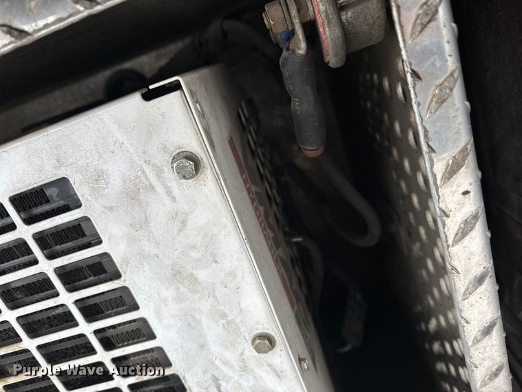 image for item FK1549 2006 Peterbilt 379 utility / service truck