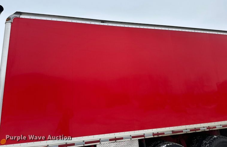 image for item FK1549 2006 Peterbilt 379 utility / service truck