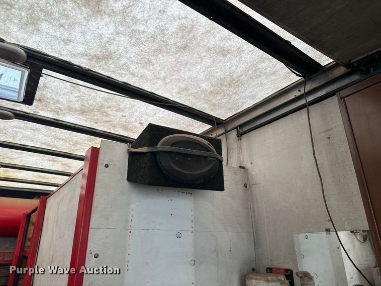 image for item FK1549 2006 Peterbilt 379 utility / service truck