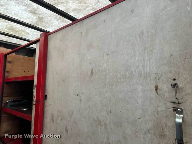 image for item FK1549 2006 Peterbilt 379 utility / service truck