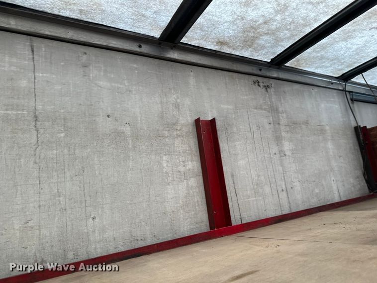 image for item FK1549 2006 Peterbilt 379 utility / service truck