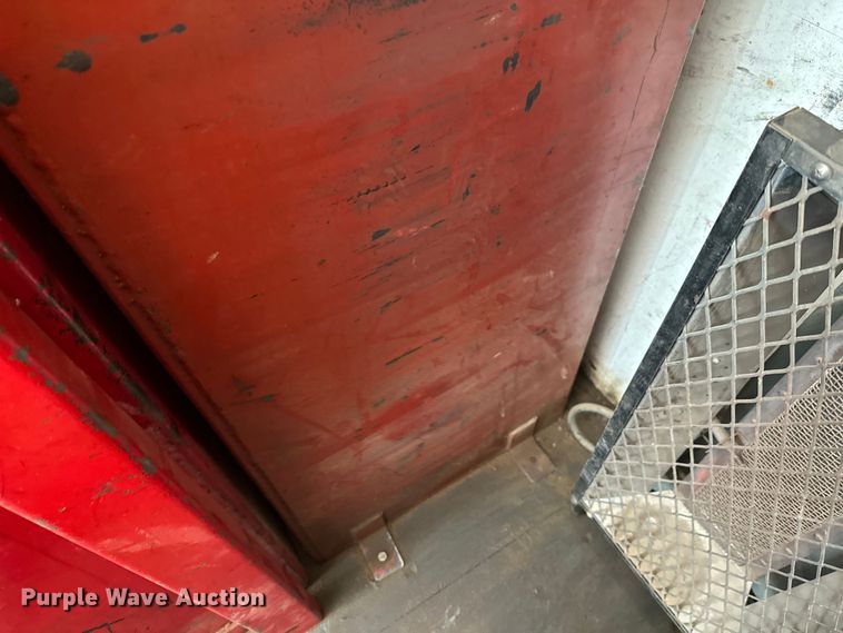 image for item FK1549 2006 Peterbilt 379 utility / service truck