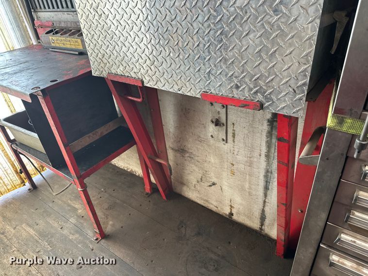 image for item FK1549 2006 Peterbilt 379 utility / service truck