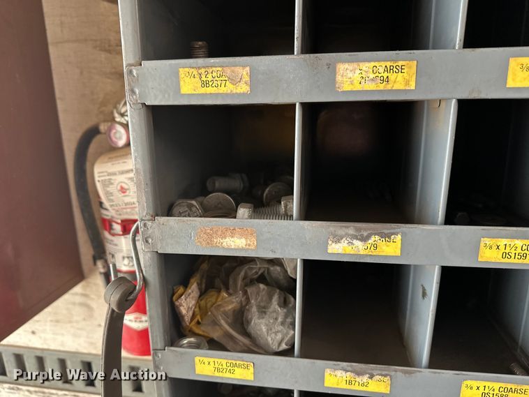 image for item FK1549 2006 Peterbilt 379 utility / service truck