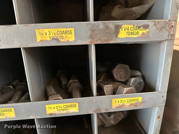 image for item FK1549 2006 Peterbilt 379 utility / service truck