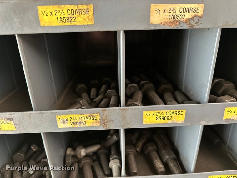 image for item FK1549 2006 Peterbilt 379 utility / service truck