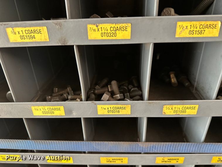 image for item FK1549 2006 Peterbilt 379 utility / service truck