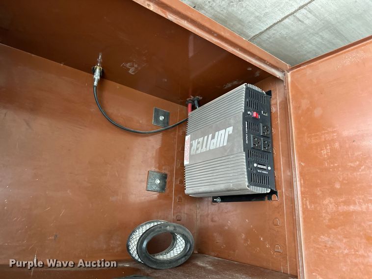 image for item FK1549 2006 Peterbilt 379 utility / service truck