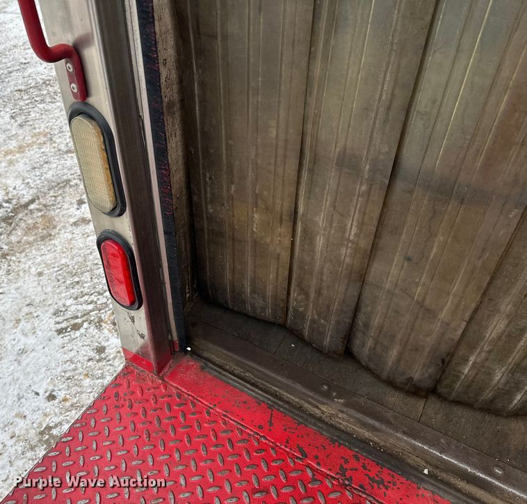 image for item FK1549 2006 Peterbilt 379 utility / service truck