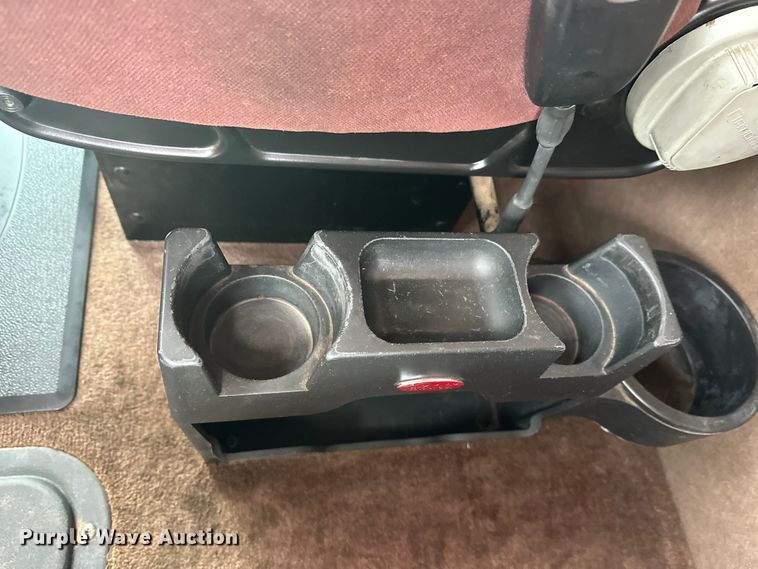 image for item FK1549 2006 Peterbilt 379 utility / service truck