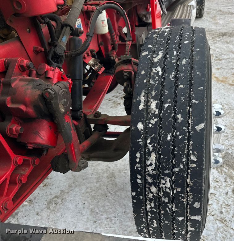 image for item FK1549 2006 Peterbilt 379 utility / service truck