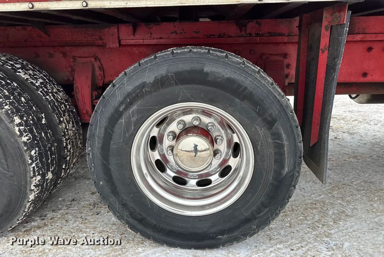 image for item FK1549 2006 Peterbilt 379 utility / service truck