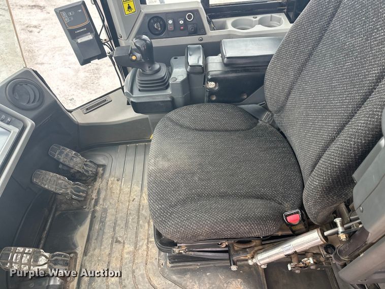 image for item FK1553 2011 Caterpillar 972K wheel loader