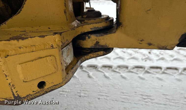 image for item FK1554 2000 Caterpillar D400E11 articulated haul truck