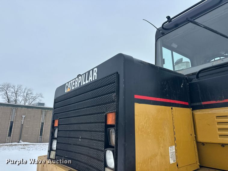 image for item FK1554 2000 Caterpillar D400E11 articulated haul truck