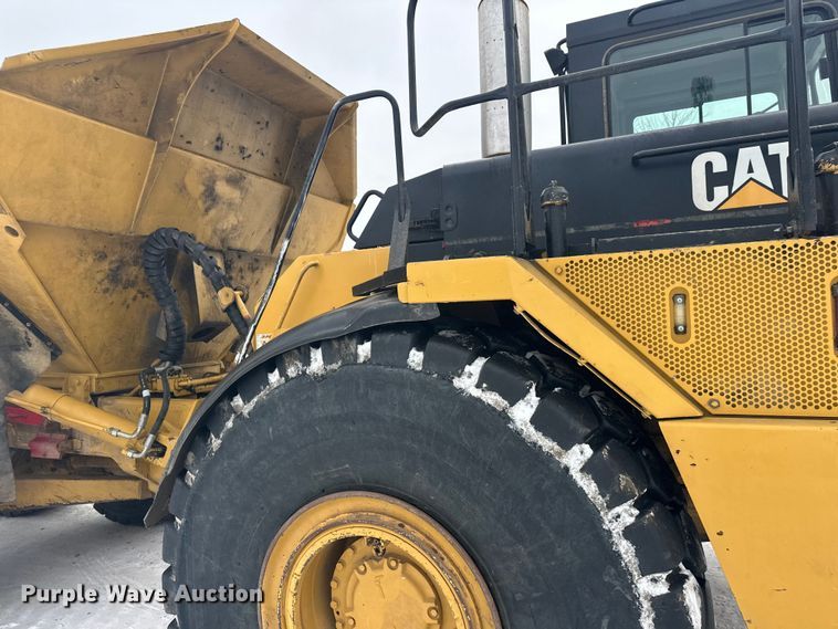 image for item FK1554 2000 Caterpillar D400E11 articulated haul truck