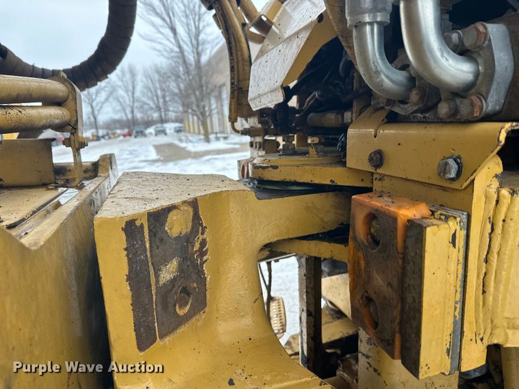 image for item FK1554 2000 Caterpillar D400E11 articulated haul truck