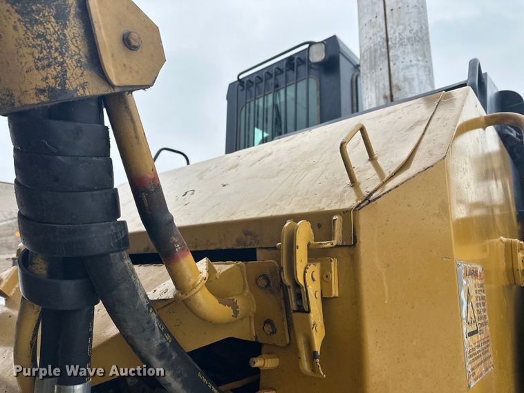 image for item FK1554 2000 Caterpillar D400E11 articulated haul truck