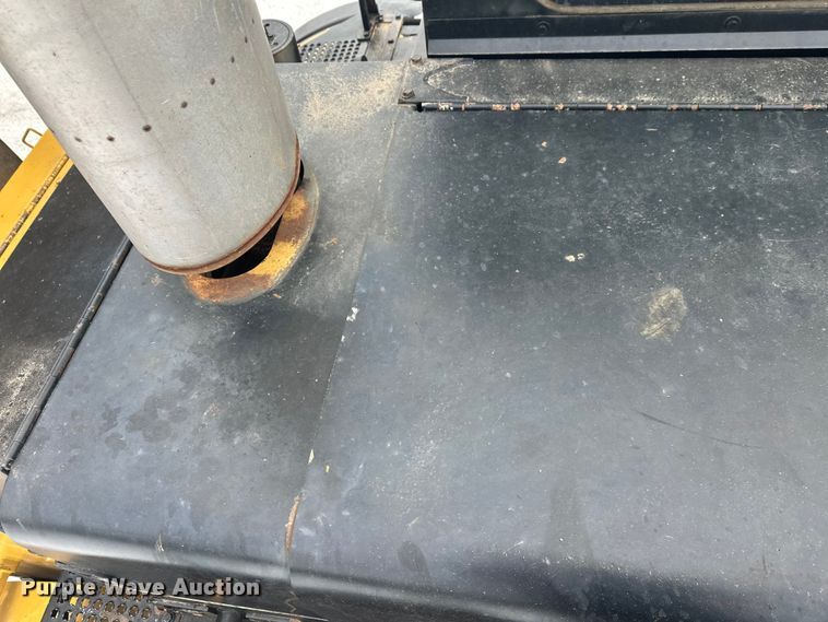 image for item FK1554 2000 Caterpillar D400E11 articulated haul truck