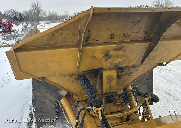 image for item FK1554 2000 Caterpillar D400E11 articulated haul truck