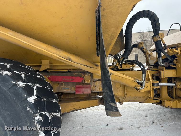 image for item FK1554 2000 Caterpillar D400E11 articulated haul truck