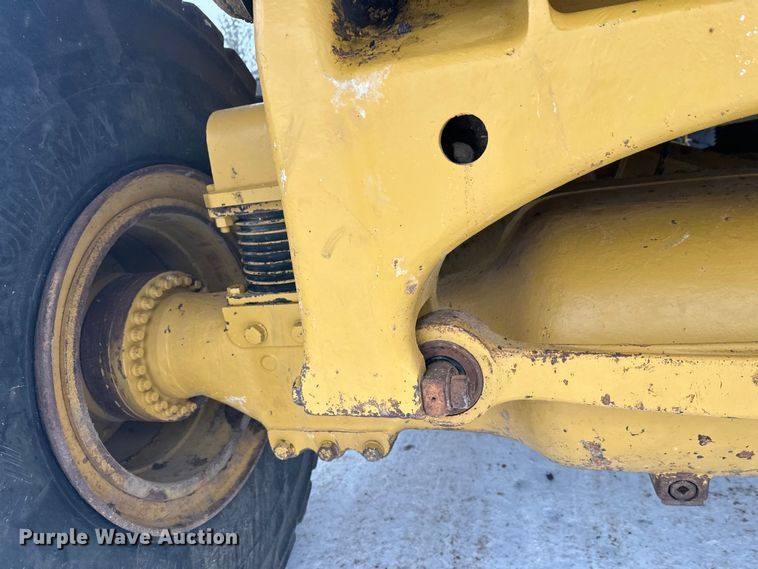 image for item FK1554 2000 Caterpillar D400E11 articulated haul truck