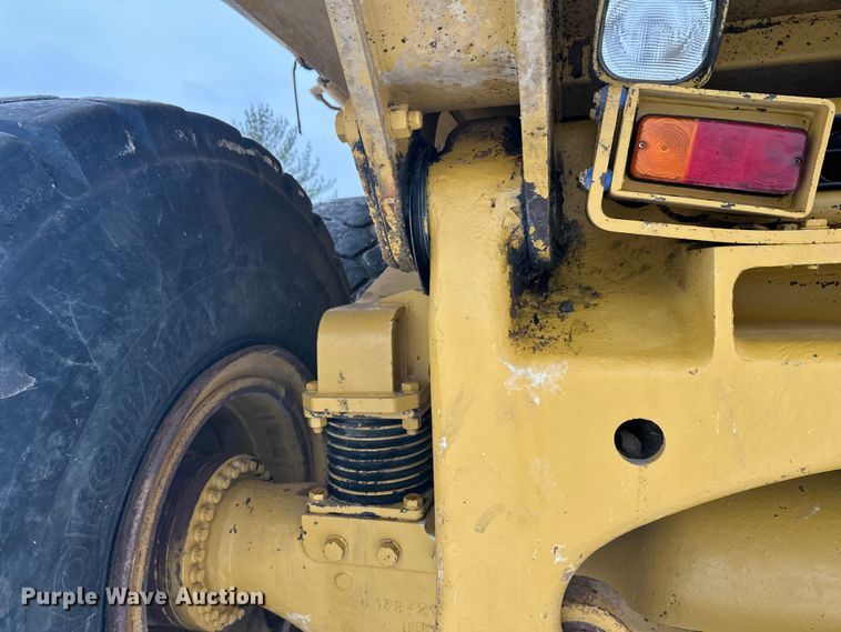 image for item FK1554 2000 Caterpillar D400E11 articulated haul truck