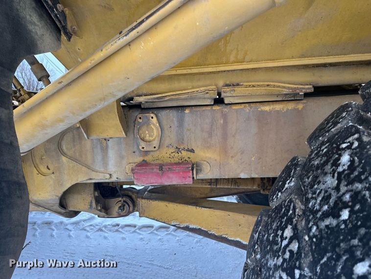 image for item FK1554 2000 Caterpillar D400E11 articulated haul truck