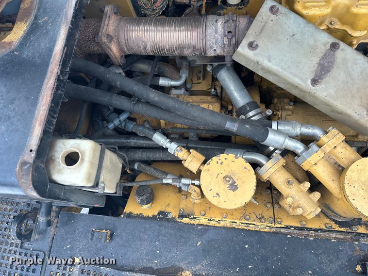 image for item FK1554 2000 Caterpillar D400E11 articulated haul truck