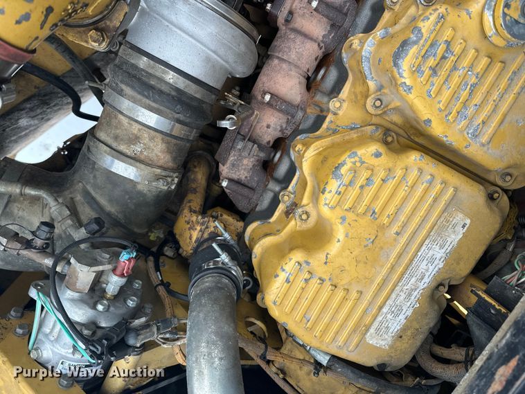 image for item FK1554 2000 Caterpillar D400E11 articulated haul truck