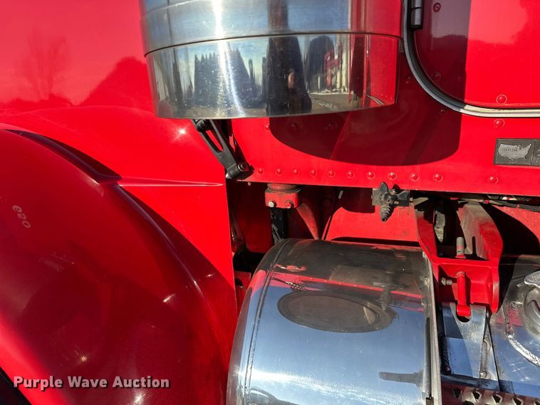 image for item FK1588 1995 Peterbilt 357 dump truck