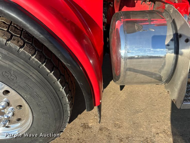 image for item FK1588 1995 Peterbilt 357 dump truck