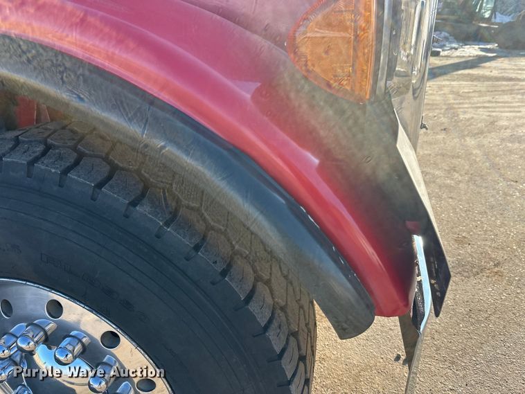 image for item FK1588 1995 Peterbilt 357 dump truck