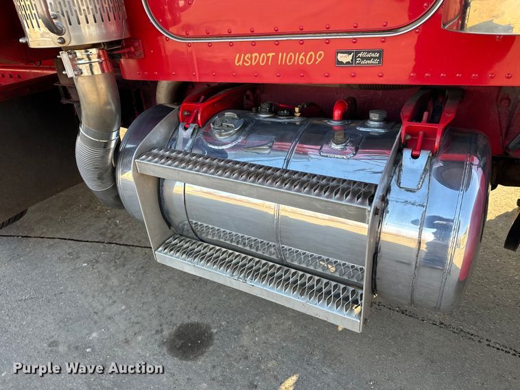 image for item FK1588 1995 Peterbilt 357 dump truck