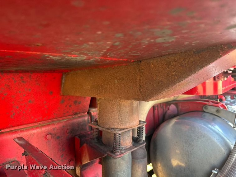 image for item FK1588 1995 Peterbilt 357 dump truck