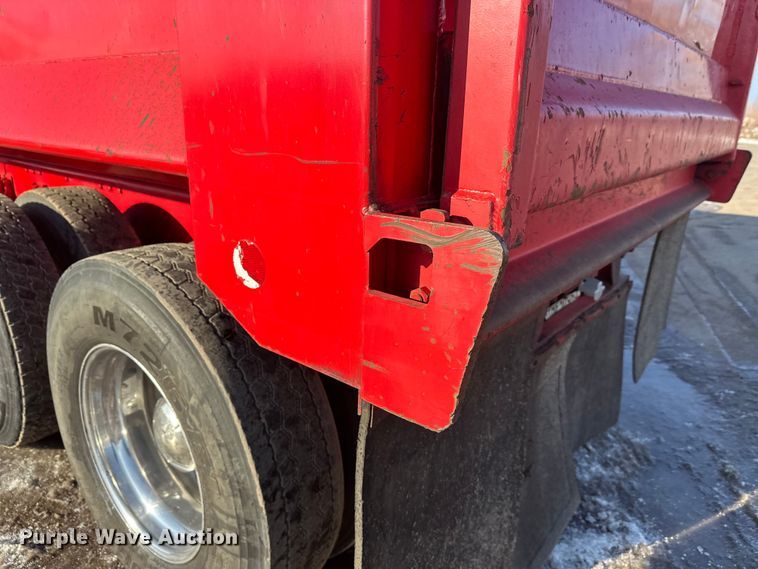 image for item FK1588 1995 Peterbilt 357 dump truck