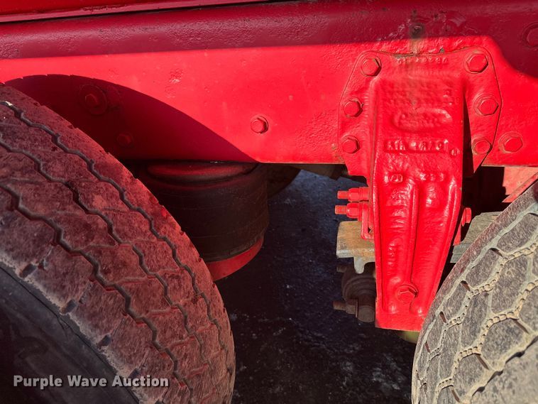 image for item FK1588 1995 Peterbilt 357 dump truck