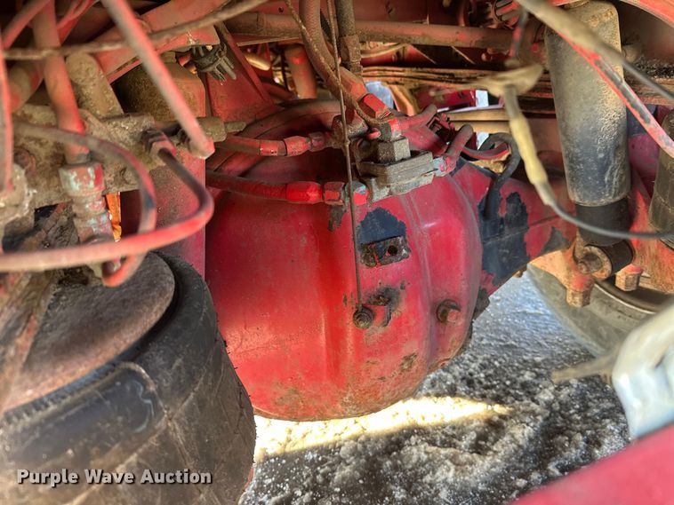 image for item FK1588 1995 Peterbilt 357 dump truck