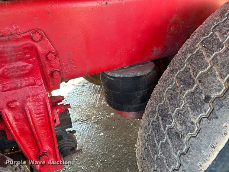 image for item FK1588 1995 Peterbilt 357 dump truck