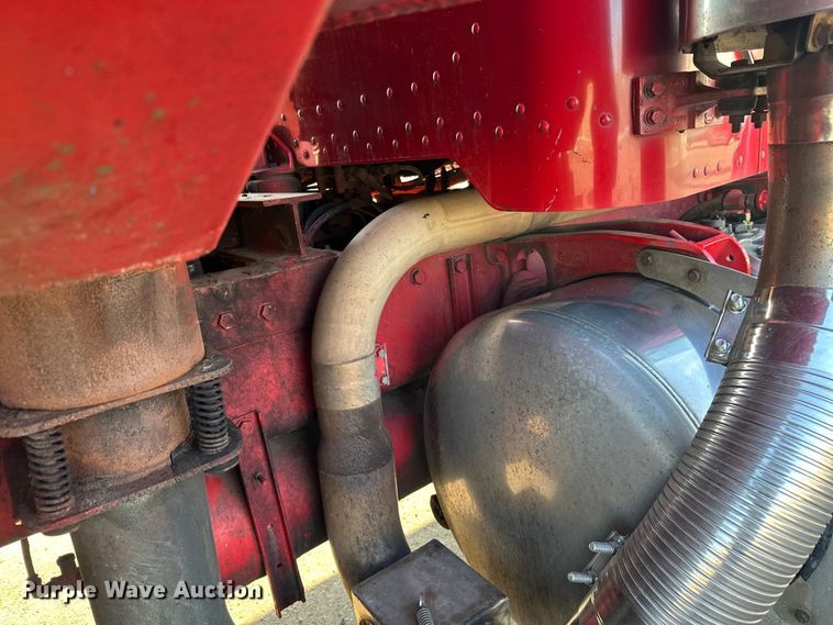 image for item FK1588 1995 Peterbilt 357 dump truck