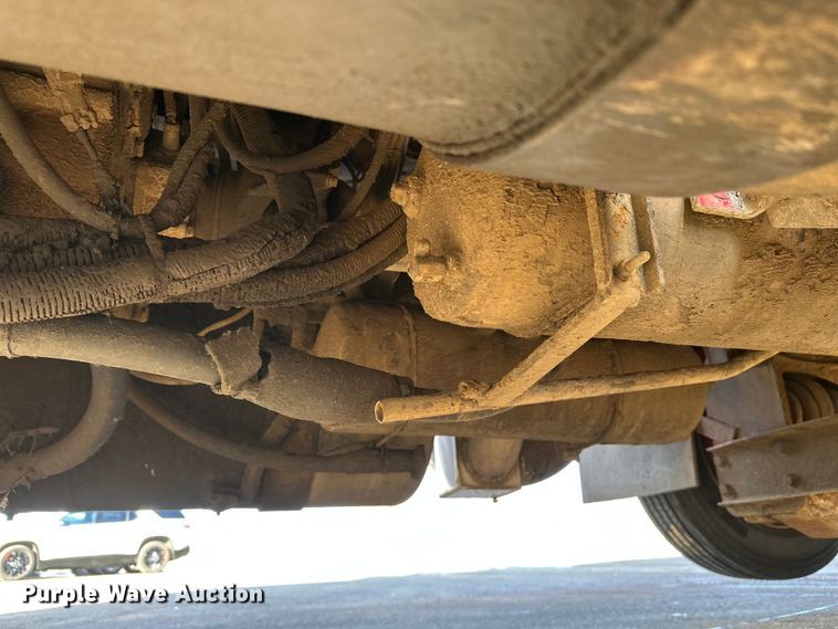 image for item FK1588 1995 Peterbilt 357 dump truck