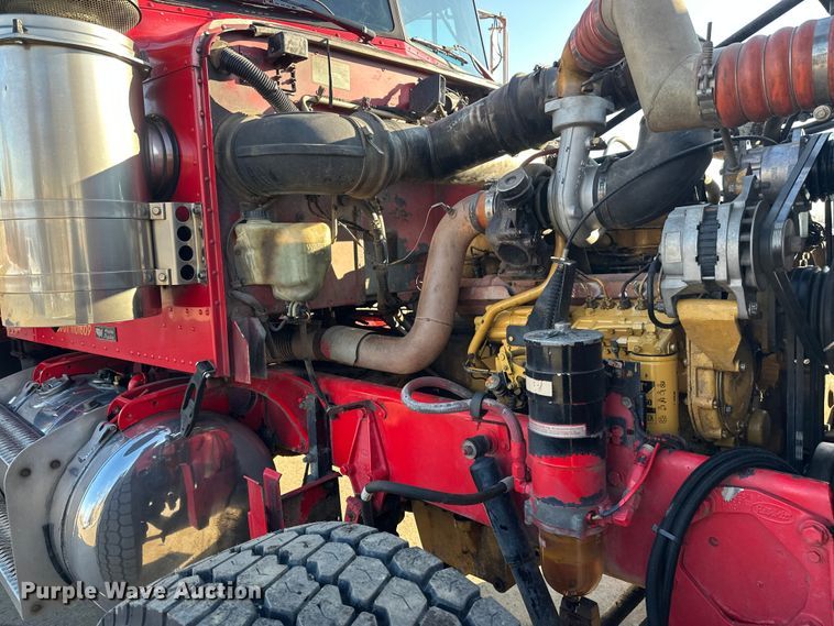 image for item FK1588 1995 Peterbilt 357 dump truck